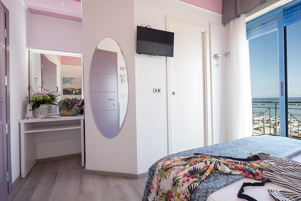 Hotel Eliseo Bellaria-Igea Marina Eksteriør bilde